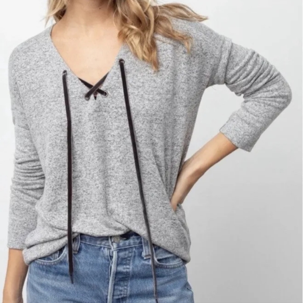 RAILS Leigh Lace Up Grey Minimalist‎ Basic V neck Top S
